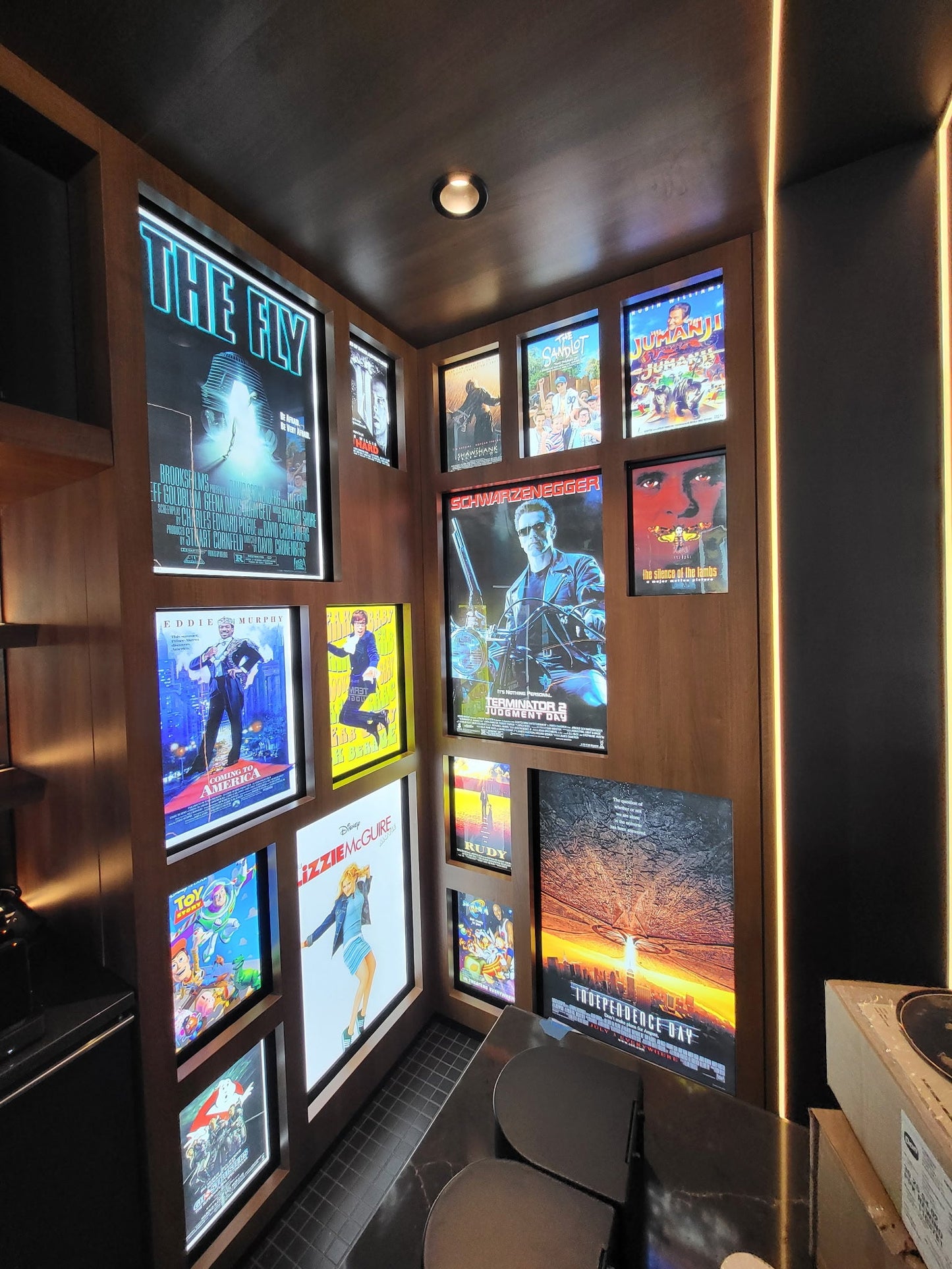 4-PACK Glowbox "World Famous" LED Poster Frames