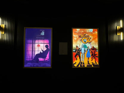6-PACK Glowbox "World Famous" LED Poster Frames