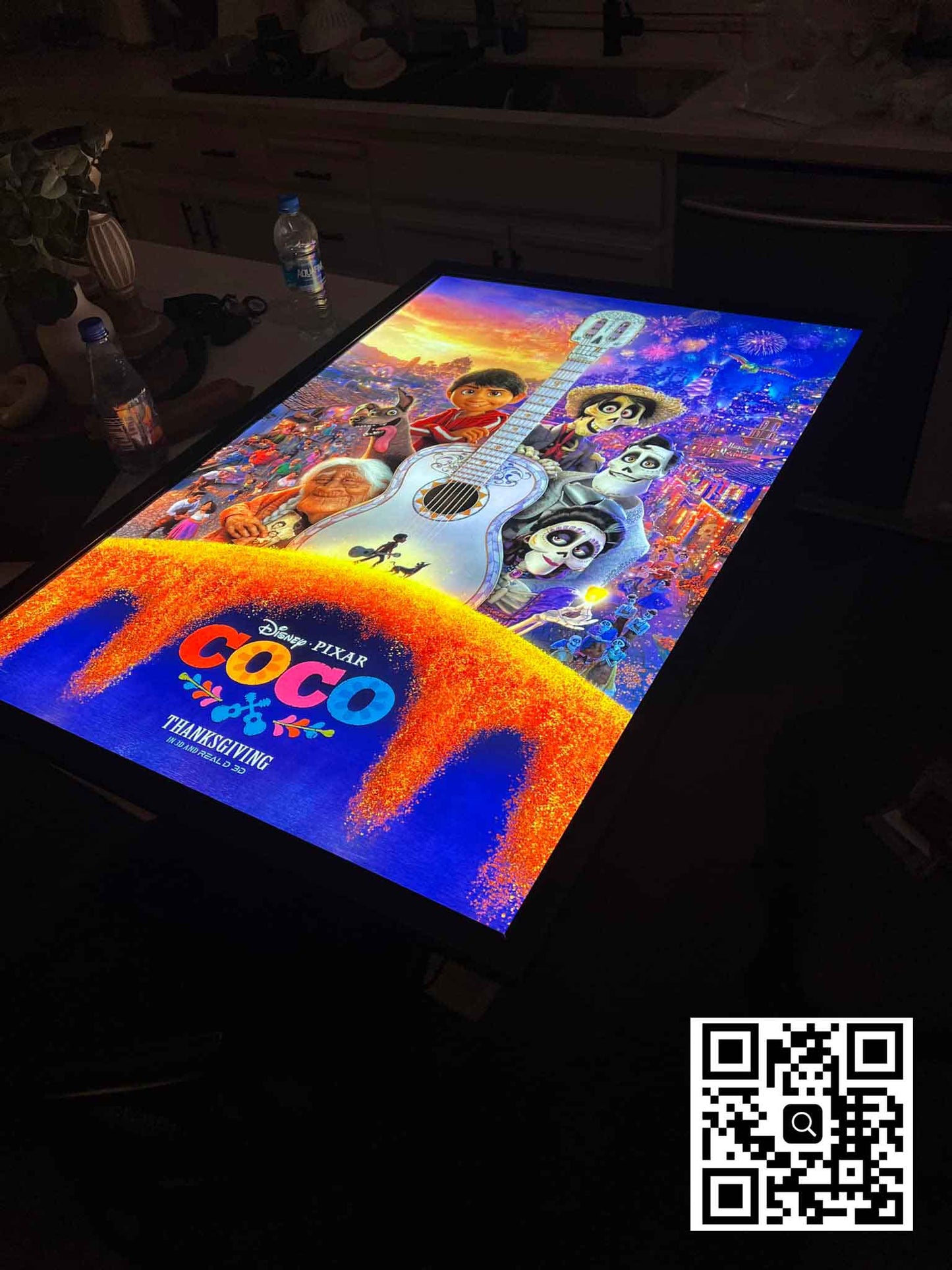 6-PACK Glowbox "World Famous" LED Poster Frames