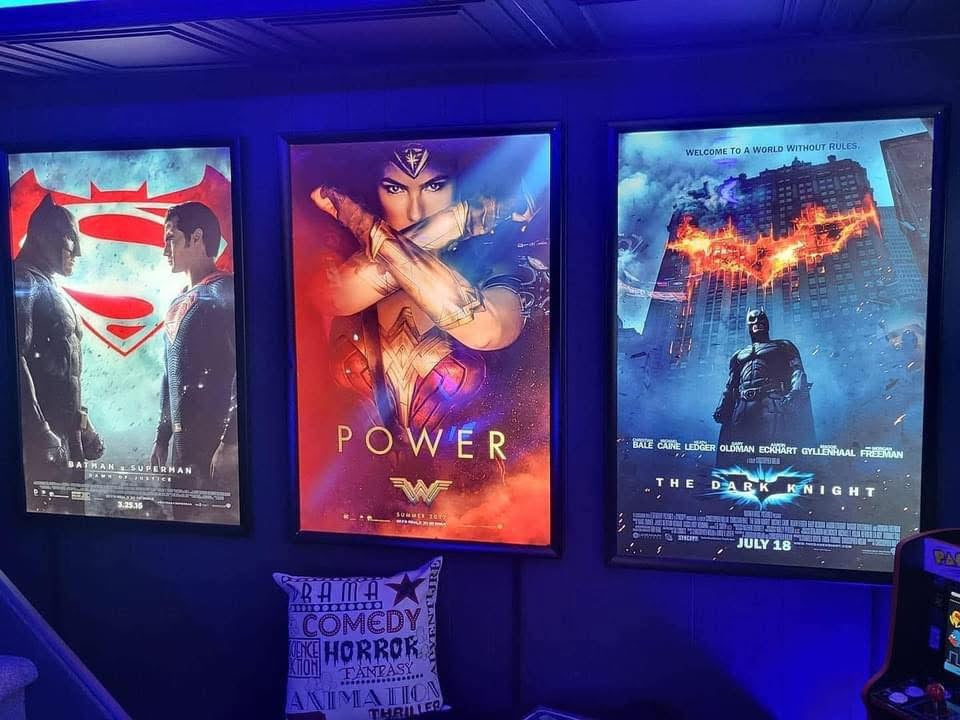 5-PACK Glowbox “World Famous" LED Poster Frames