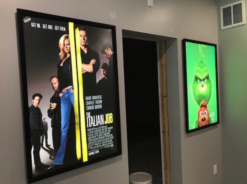 8-PACK Glowbox "World Famous" LED Poster Frames